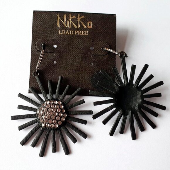 NWOT Nikko dangly drop black starburst diamante embellished earrings - Picture 3 of 4